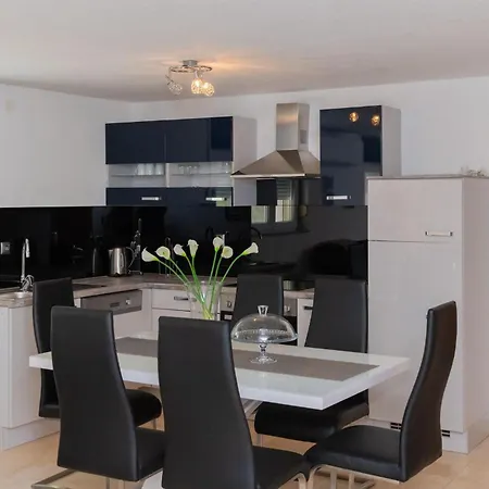 Ferienhaus Stunning In With Sauna *